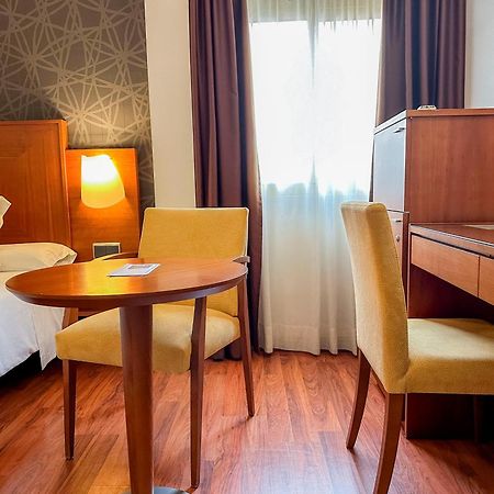 Nuevo Torreluz Hotel Almería Buitenkant foto